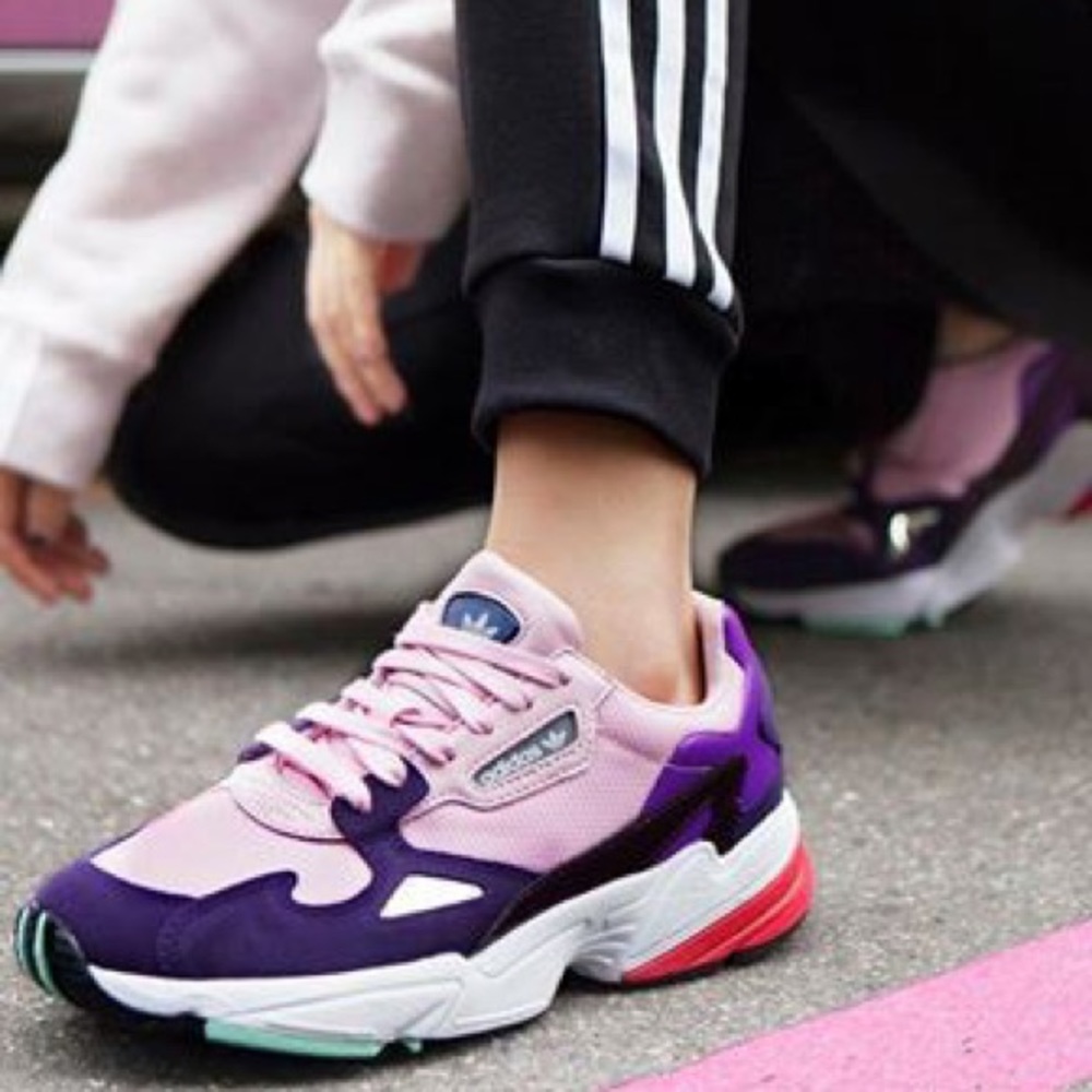 NWT Adidas falcon - Picture 10 of 11